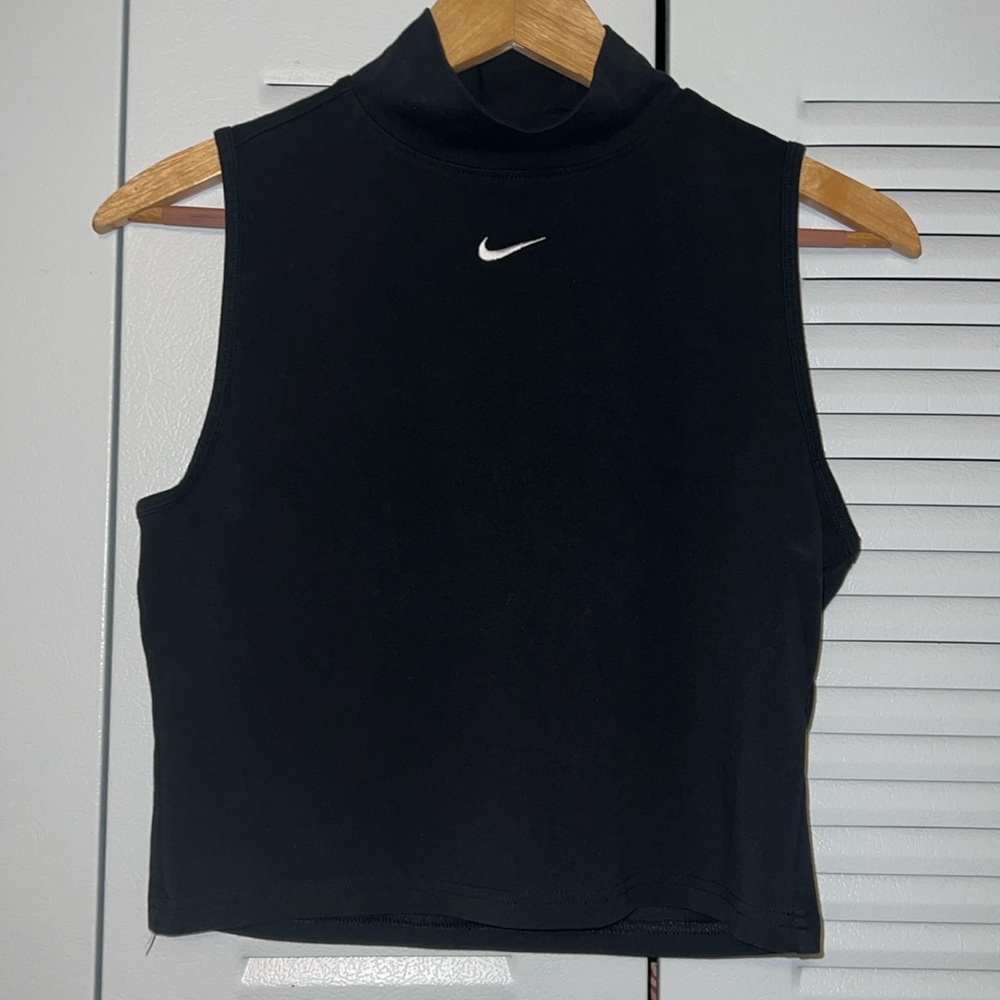 Black Nike turtleneck crop top